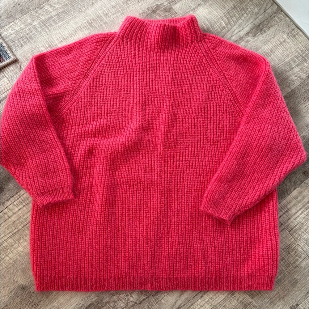 Jacque & KoKo Mohair/Acrylic sweater, peach, no size tag
